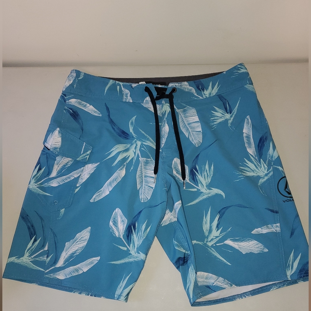 Volcom Tropical Blue‎ Board Shorts 33